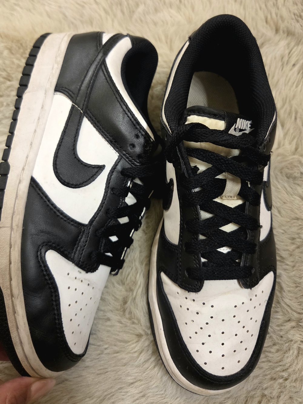 Nike Dunk Low Retro Panda Sneakers